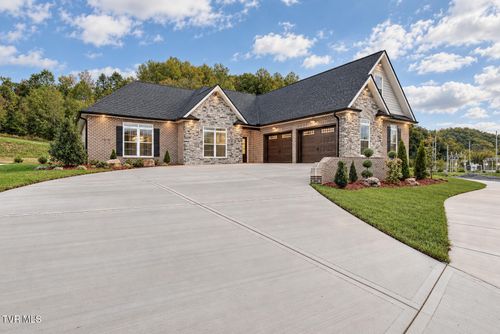 1418 Hairetown Road, Johnson City, TN, 37615 | Card Image