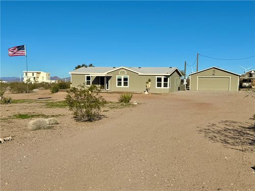 11101 W Palomino Dr, White Hills, AZ, 86445-8730 | Card Image
