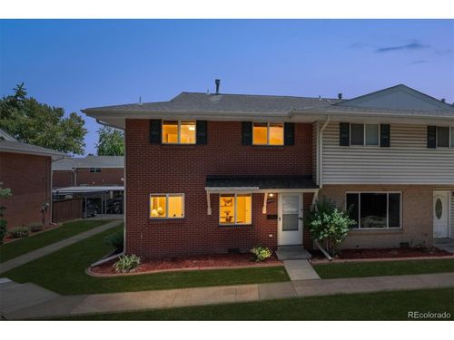 3942 S Yosemite St, Denver, CO, 80237-1925 | Card Image