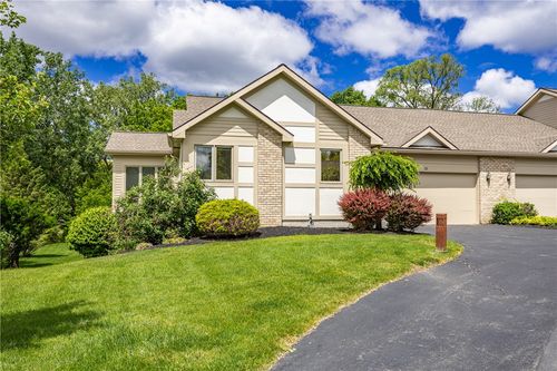 10 Baywood Ln, Webster, NY, 14580-2100 | Card Image
