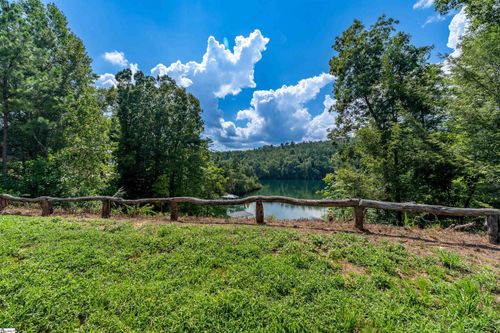 431 Horse Pasture Rd, Sunset, SC, 29685-2311 | Card Image