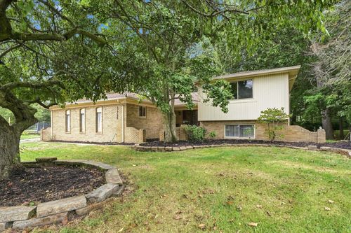 47795 Anna Ct, Shelby Township, MI, 48315-4512 | Card Image