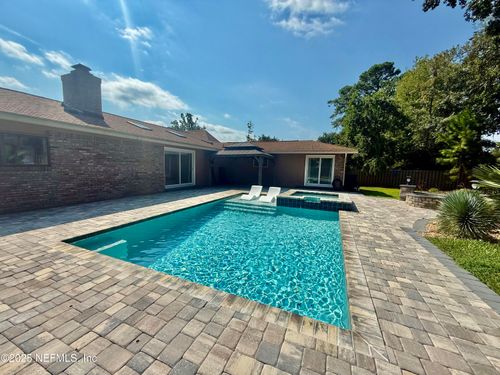 366 Perthshire Dr, Orange Park, FL, 32073-5770 | Card Image