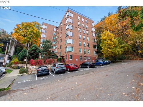 802-1205 Sw Cardinell Dr, Portland, OR, 97201-3162 | Card Image