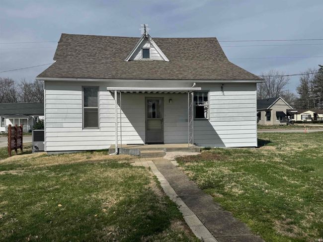 406 E Medcalf St, House other with 3 bedrooms, 1 bathrooms and null parking in Dale IN | Image 18