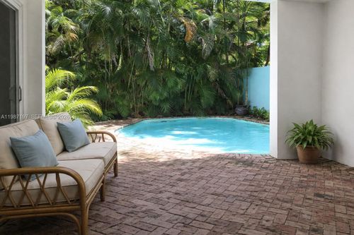 3151 Freeman St, Miami, FL, 33133-3912 | Card Image
