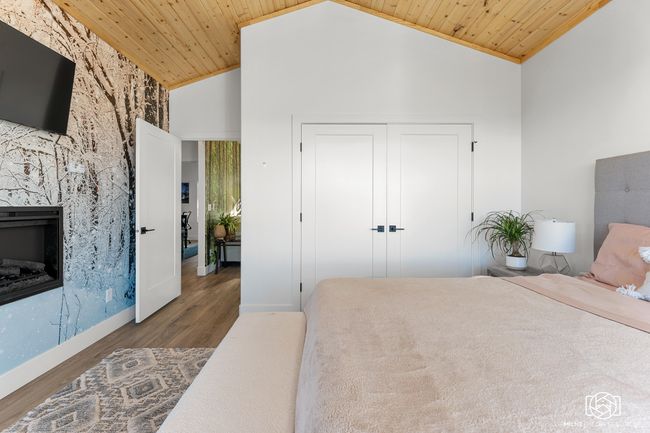 Primary Bedroom/Closet | Image 12