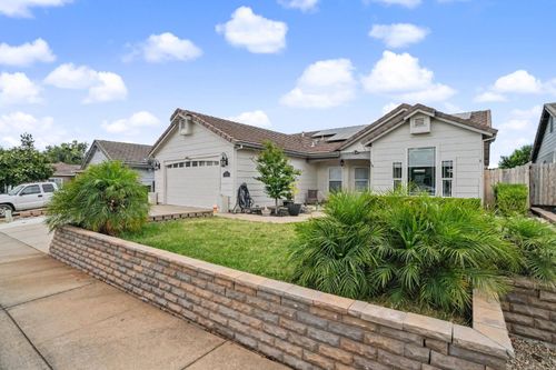 321 Quailhollow Drive, Ione, CA, 95640 | Card Image