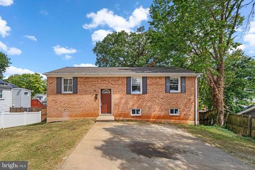 5 Sultan Ave, CAPITOL HEIGHTS, MD, 20743-1952 | Card Image