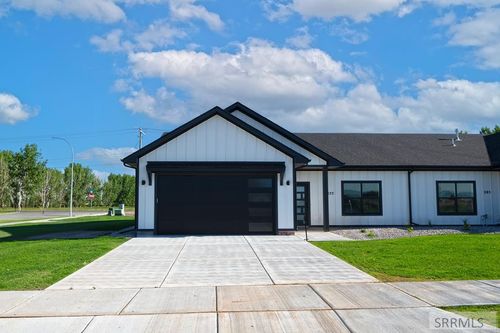 275 Birdie Thompson Drive, Idaho Falls, ID, 83401 | Card Image