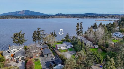 9760 Glynnwood Park Rd, North Saanich, BC, V8L5H4 | Card Image