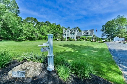 33 G H Wilson Rd, Spencer, MA, 01562-2825 | Card Image