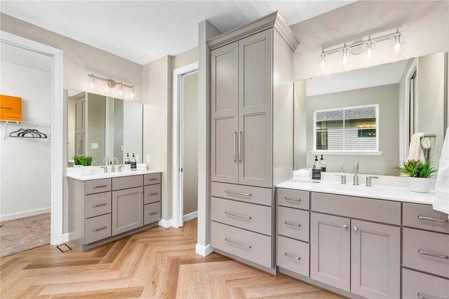 Photo representation of a similar home. Some features shown may be optional. | Image 22