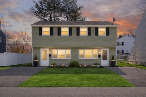 120-118-120 Everett St, Lawrence, MA, 01843-1124 | Card Image