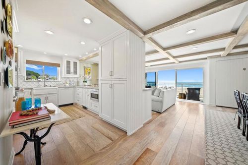 2a-22130 E Cliff Dr, Santa Cruz, CA, 95062 | Card Image