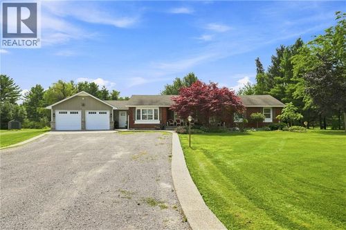 9784 Goodale Rd, Caistor Centre, ON, L0R1E0 | Card Image