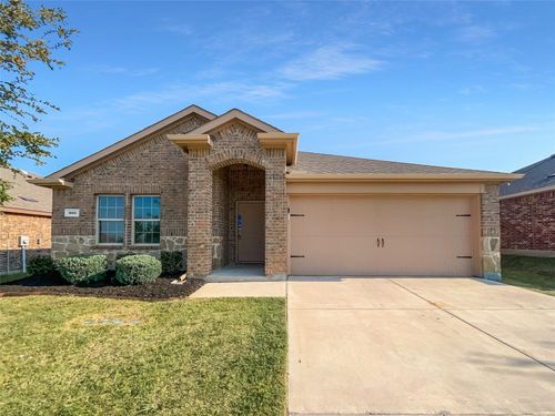 905 English Dr, Aubrey, TX, 76227-2701 | Card Image