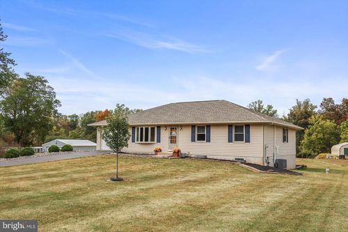 874 Wellsville Rd, WELLSVILLE, PA, 17365-9503 | Card Image