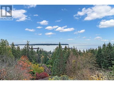 4253 Rockbank Pl, House other with 7 bedrooms, 7 bathrooms and 6 parking in West Vancouver BC | Image 1