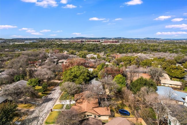 Don’t miss this rare opportunity to own a contemporary home in the sought-after Barton Hills community! Schedule your showing today. | Image 40