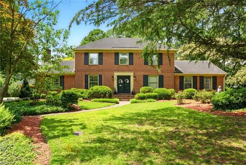 2922 Replica Ct, Portsmouth, VA, 23703-5216 | Card Image