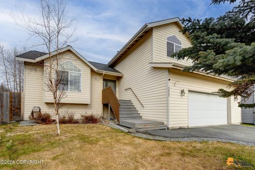 5605 Yukon Charlie Loop, Anchorage, AK, 99502-4044 | Card Image