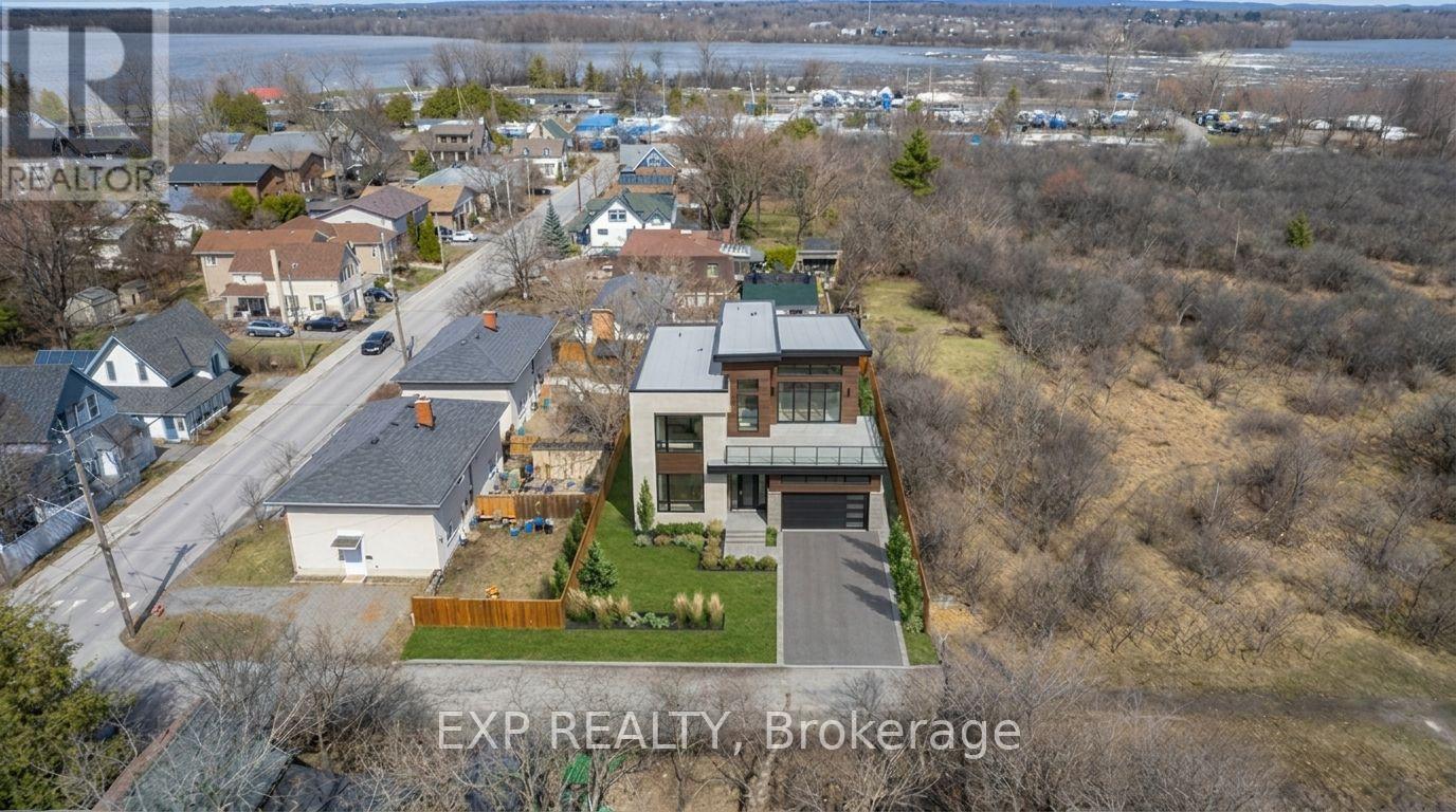 Land in Ottawa 4