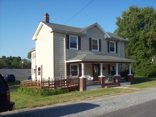 126 W Cleveland Ave, Vinton, VA, 24179 | Card Image