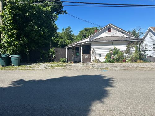 123 Gates Rd, Adah, PA, 15410-1117 | Card Image