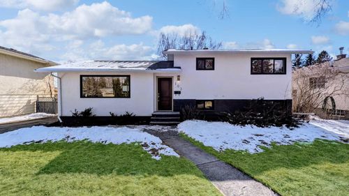 {{alt}} | Card Image