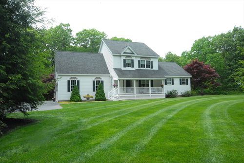 8 Barton Rd, Harvard, MA, 01451-1656 | Card Image