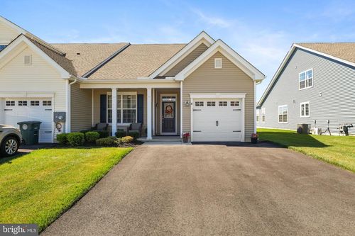 18 Prestwick Ln, WILLIAMSTOWN, NJ, 08094-3920 | Card Image