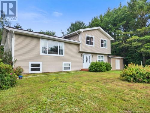 40 Dofred Rd, Rothesay, NB, E2S1A7 | Card Image