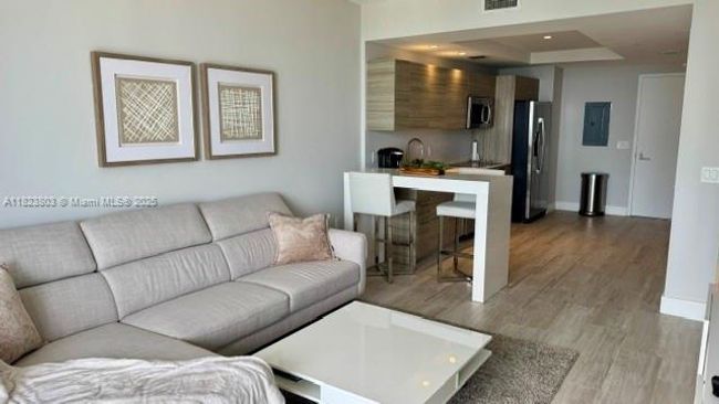UNIT-2206 - 121 Ne 34 Th St, Condo with 1 bedrooms, 2 bathrooms and null parking in Miami FL | Image 4