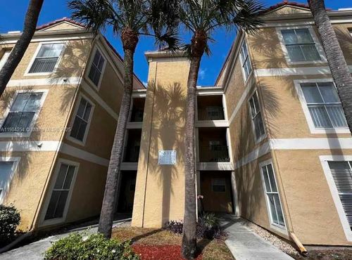 apt-832-833 Riverside Dr, Coral Springs, FL, 33071-7602 | Card Image