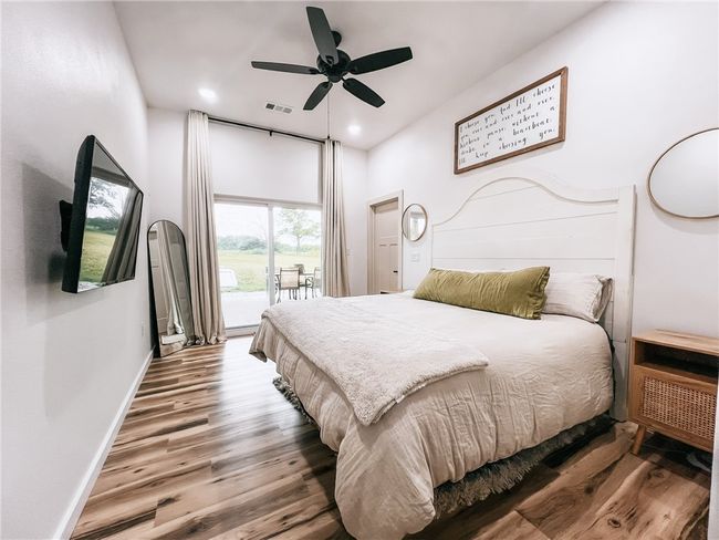 5807 Farm Road 2212, House other with 3 bedrooms, 2 bathrooms and null parking in Washburn MO | Image 8