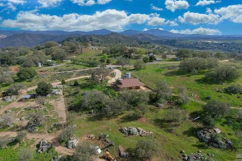 24710 Sutherland Dr, Ramona, CA, 92065-5402 | Card Image