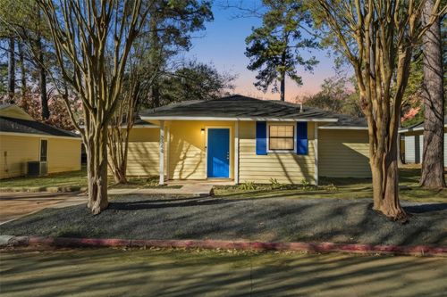 3500 Balboa Cir, Montgomery, TX, 77356-2056 | Card Image