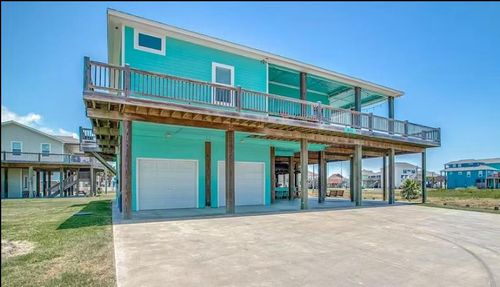 922 Palm Ridge Rd, Crystal Beach, TX, 77650-3432 | Card Image