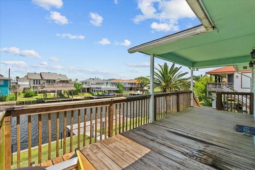 868 Bonita St, Bayou Vista, TX, 77563-2704 | Card Image
