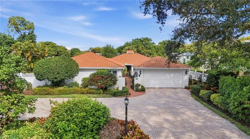 1-300 Bald Eagle Dr, Naples, FL, 34105-7405 | Card Image