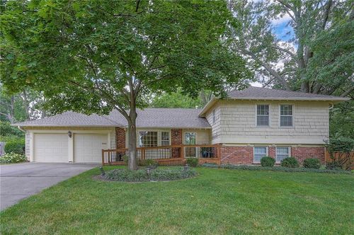 9607 Hardy St, Overland Park, KS, 66212-3353 | Card Image