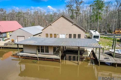 23396 Chene Blanc Ln, Maurepas, LA, 70449-3332 | Card Image