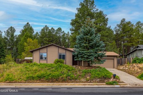 3415 Fox Lair Drive, Flagstaff, AZ, 86004 | Card Image