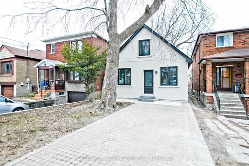 63 Pinegrove Ave, Scarborough, ON, M1N2G3 | Card Image