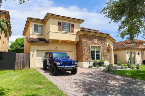 9383 Sw 227th Ln, Cutler Bay, FL, 33190-1807 | Card Image