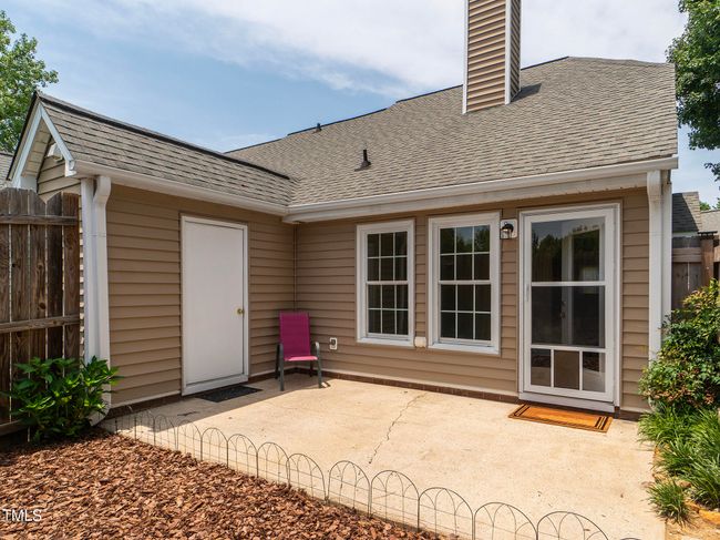Exterior Back View | Image 34