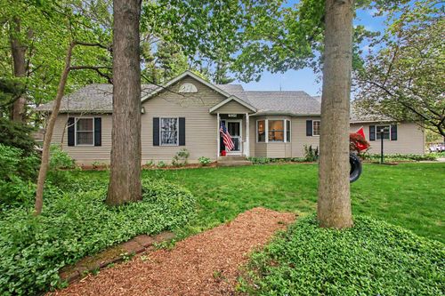 1234 S Shore Dr, Holland, MI, 49423-4421 | Card Image