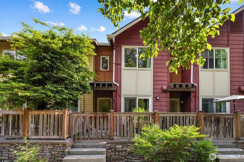 102-143 Sky Ridge Rd Nw, Issaquah, WA, 98027-5664 | Card Image
