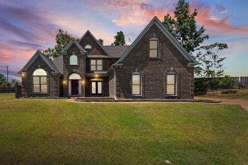 9050 Deer Meadow Cv, Cordova, TN, 38016-9529 | Card Image